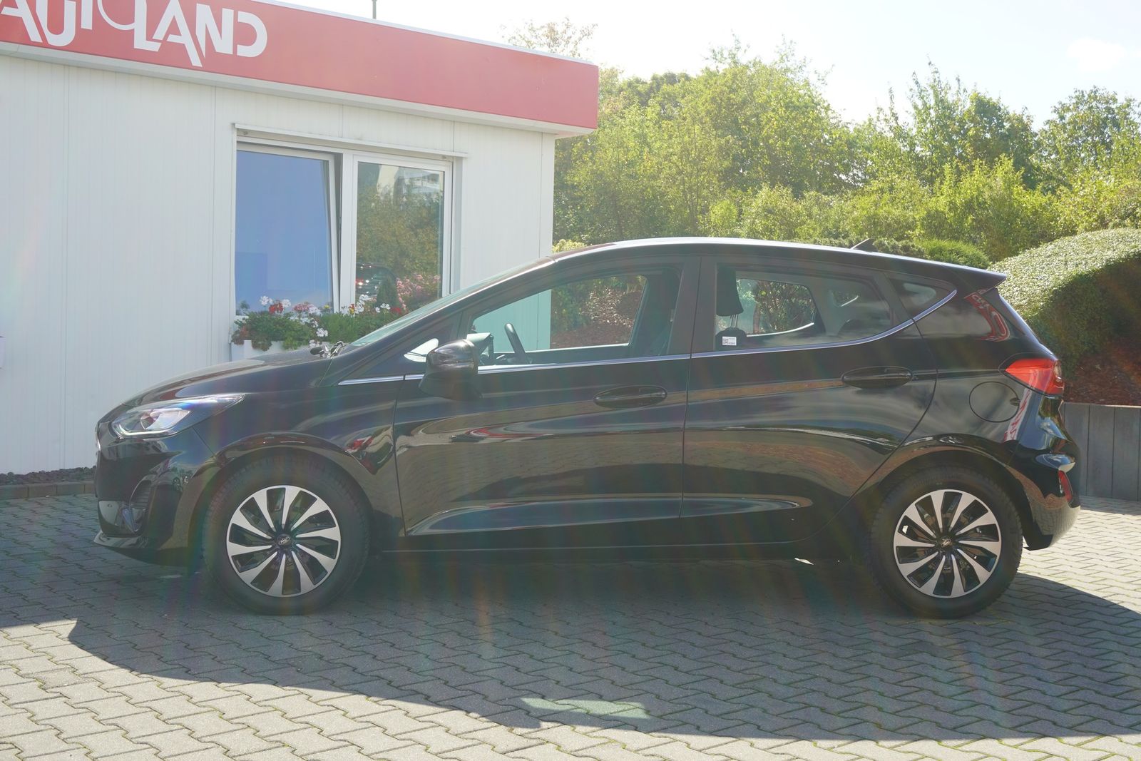 Ford Fiesta 1.0 M-Hybrid Titanium Aut. Navi Tempomat imagem 3