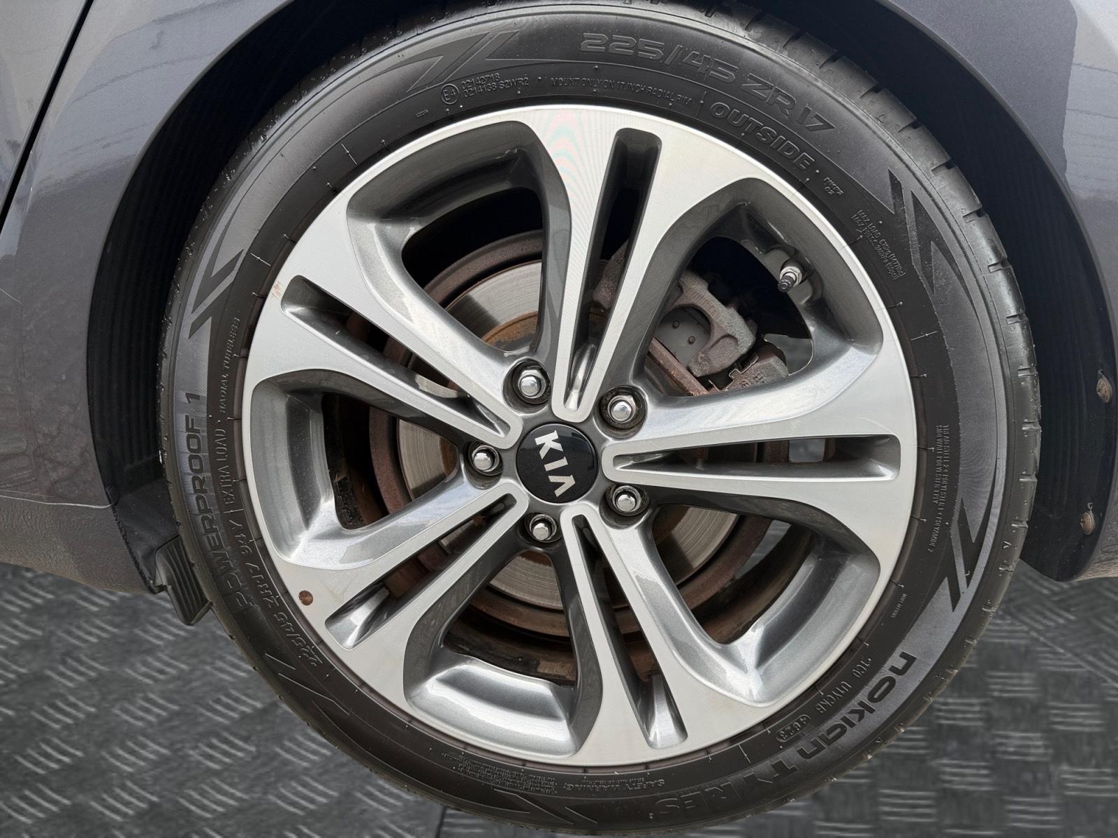 Kia cee'd 1.6 GDI Platinum Xenon Schiebed. Leder Kam