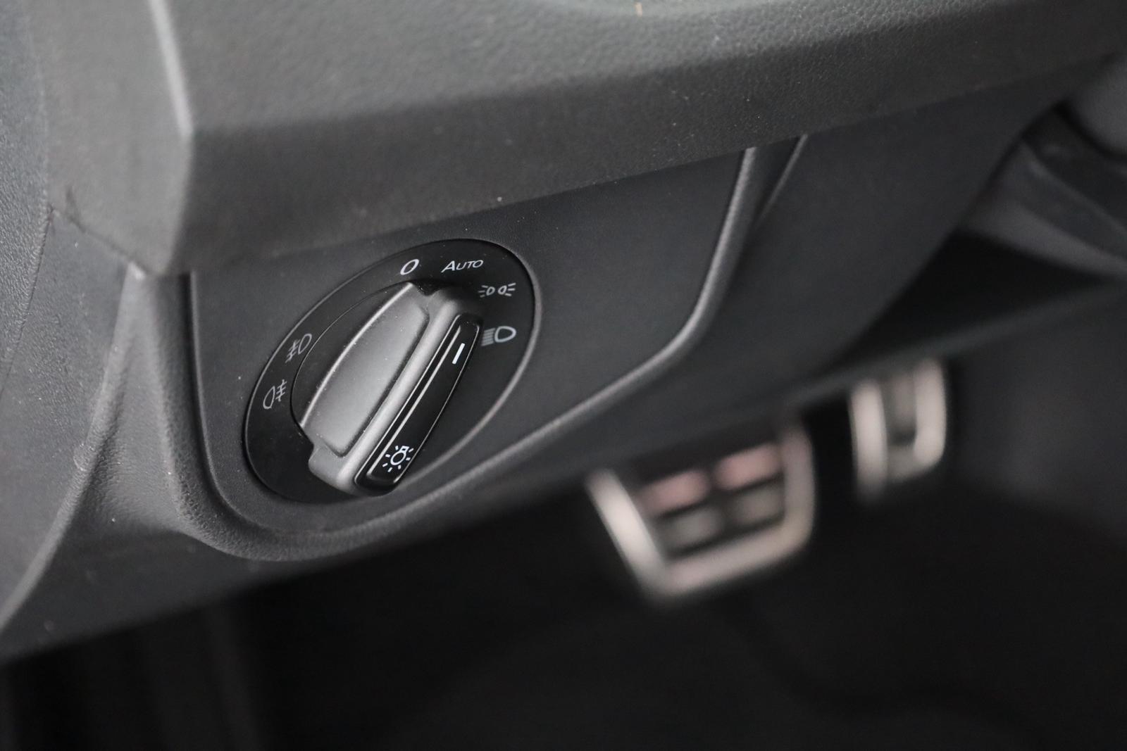 Volkswagen Taigo 1.5 TSI DSG R-Line LED Navi ACC AHK Kamera, миниатюра 20