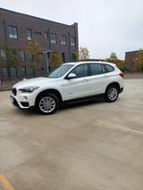 BMW X1 sDrive20i  Advantage - BMW X1 von privat