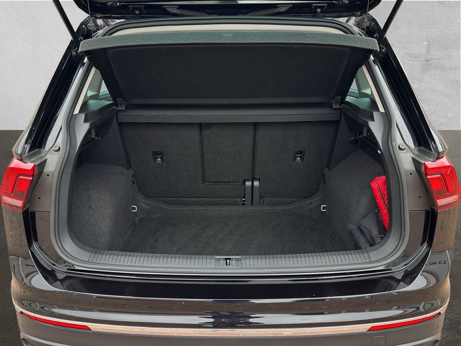 Fahrzeugabbildung Volkswagen Tiguan 2.0 TDI Life SHZ