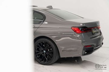 BMW 745 - 11