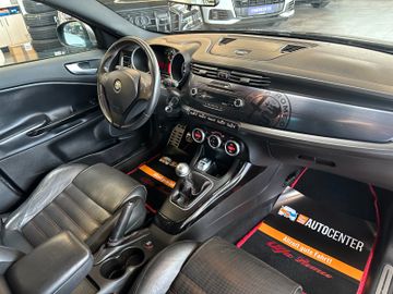 Alfa Romeo Giulietta *BI-XENONAFS)*2-ZONEN*TEMPO*SPORT*