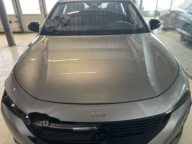 Fahrzeugabbildung Peugeot 308 SW Active Pack Automatikgetriebe