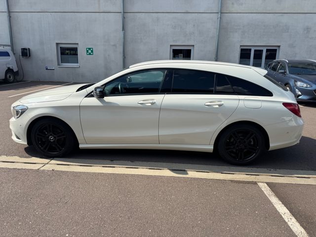MERCEDES-BENZ CLA 200 Shooting Brake -