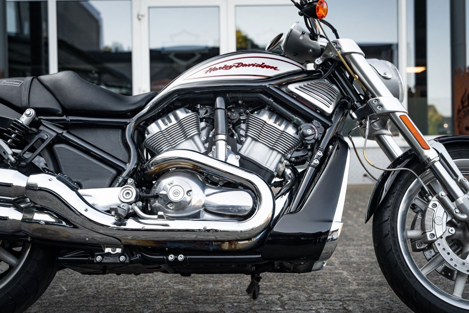 Fahrzeugabbildung Harley-Davidson VRSCR STREET ROD - SEHR GEPFLEGT -