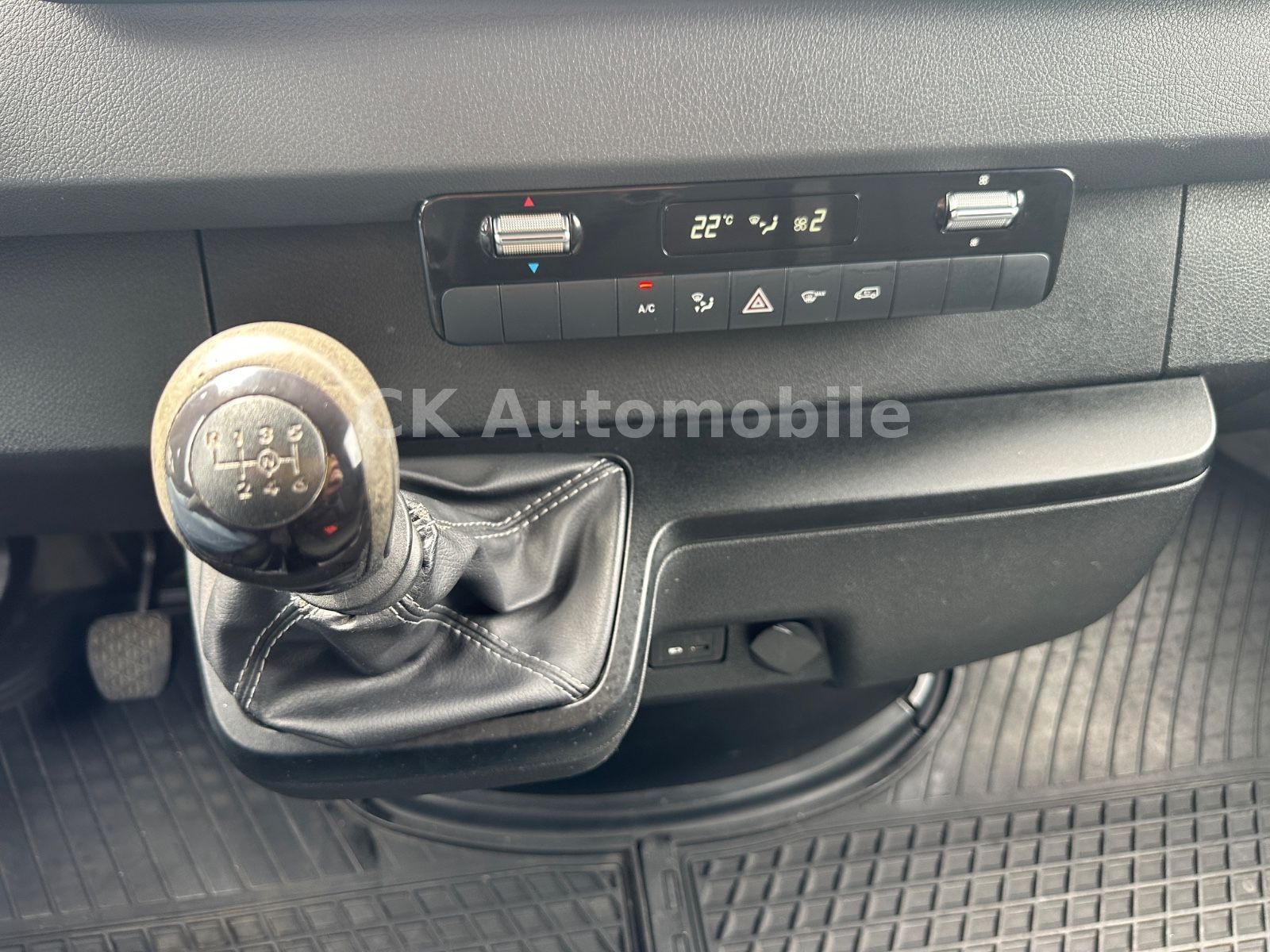 Fahrzeugabbildung Mercedes-Benz Sprinter III Kasten 314 FWD H2L2/Klima/Kam./AHK