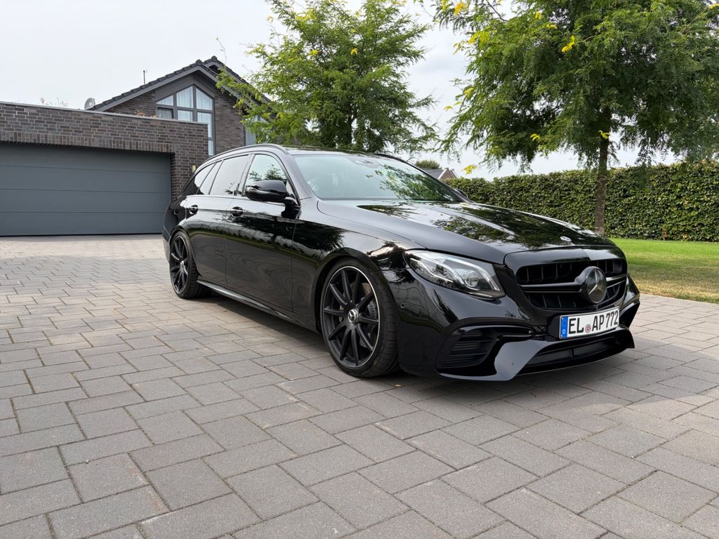 Image of Mercedes-Benz E 350