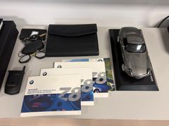 Fahrzeugabbildung BMW Z8 Roadster Alpina/Stratusgrau/Performance Paket