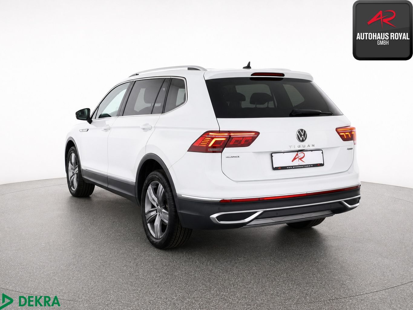 Volkswagen Tiguan Allspace 2.0 TDI 4M ELEGANCE HUD KEYLESS foto 3