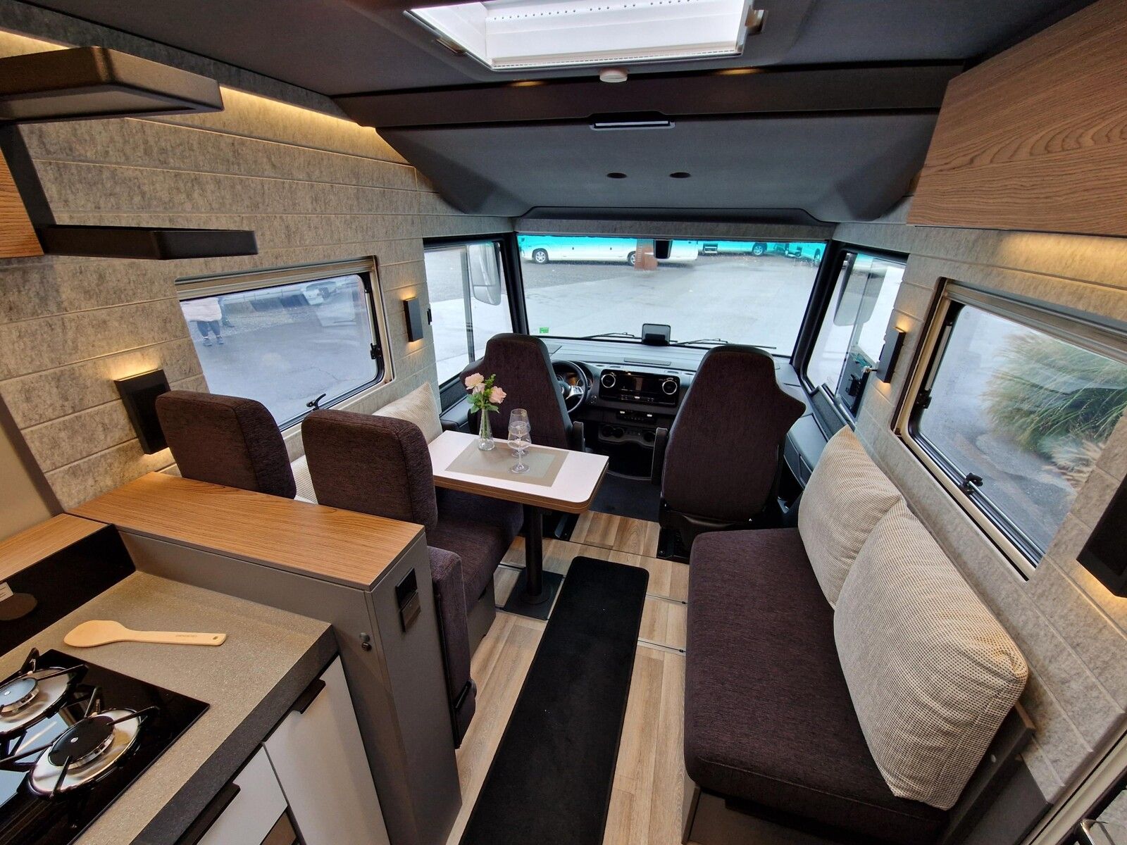 Fahrzeugabbildung Niesmann + Bischoff Arto 88 Verfügbar ab Okt. 2026