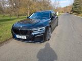 BMW 745e M 21 Massage          - BMW 745 mit Hybrid-Antrieb