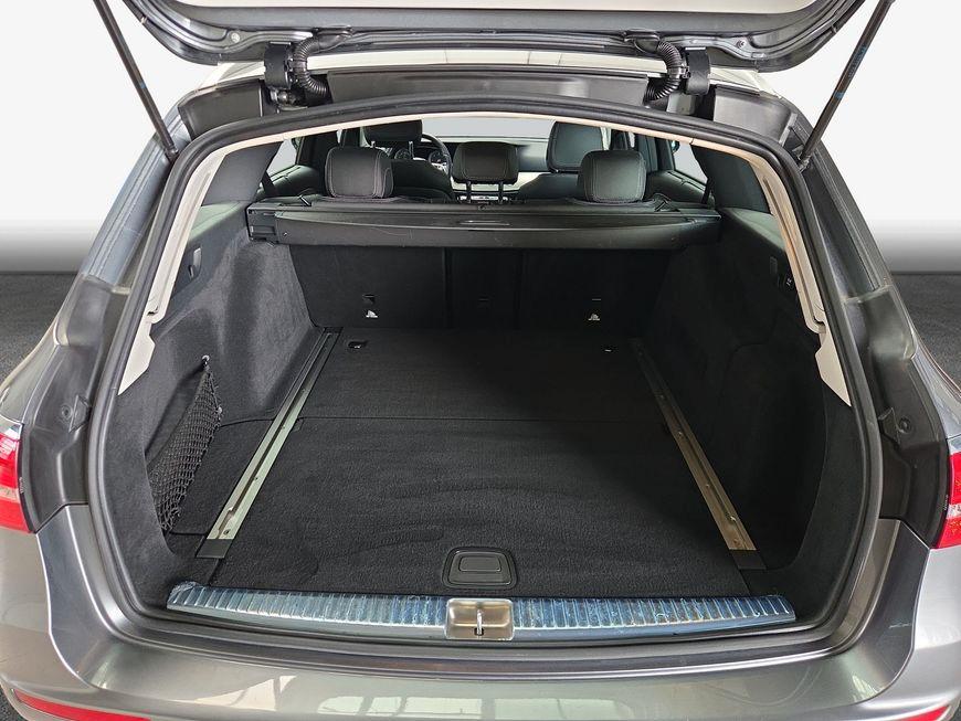Mercedes-Benz E 220 d 4Matic T Avantgarde Multibeam Fahrassist