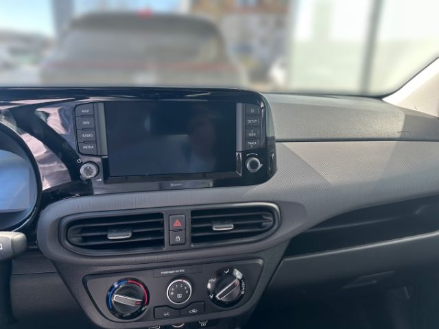 Fahrzeugabbildung Hyundai i10 Select 1.0 (MY25) Navi Kamera PDC digit. Coc