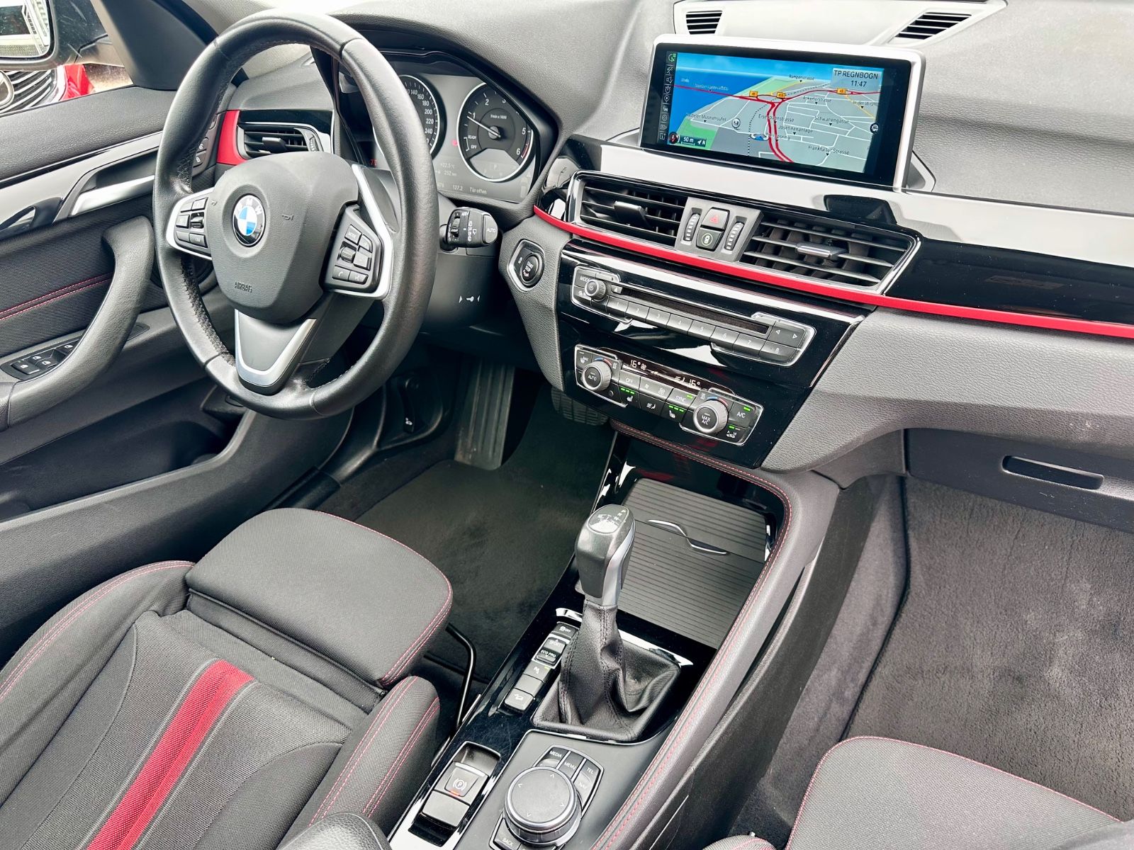 Fahrzeugabbildung BMW X1 xDRIVE 25 d SPORTLINE*HEAD-UP+AUTOM.+M.2017*