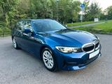 BMW 318D Touring Advantage LED/STANDH/KAM/1.H - BMW 318 in Stuttgart