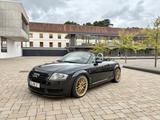 Audi TT Roadster 1.8T quattro 165 kW -