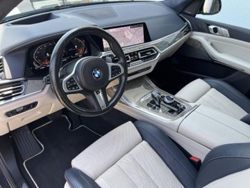 BMW X7 - 12