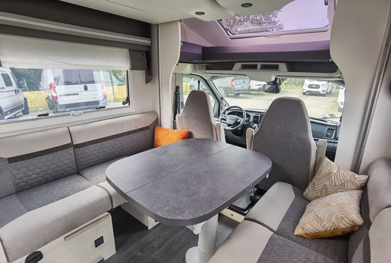 Fahrzeugabbildung Chausson 630  Titanium Premium