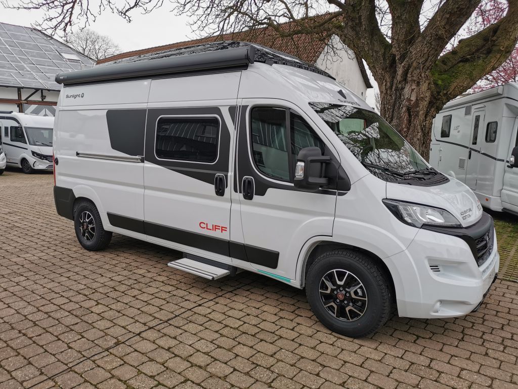 Sunlight Camper Van Cliff 600 Adventure Edition RT Aufste