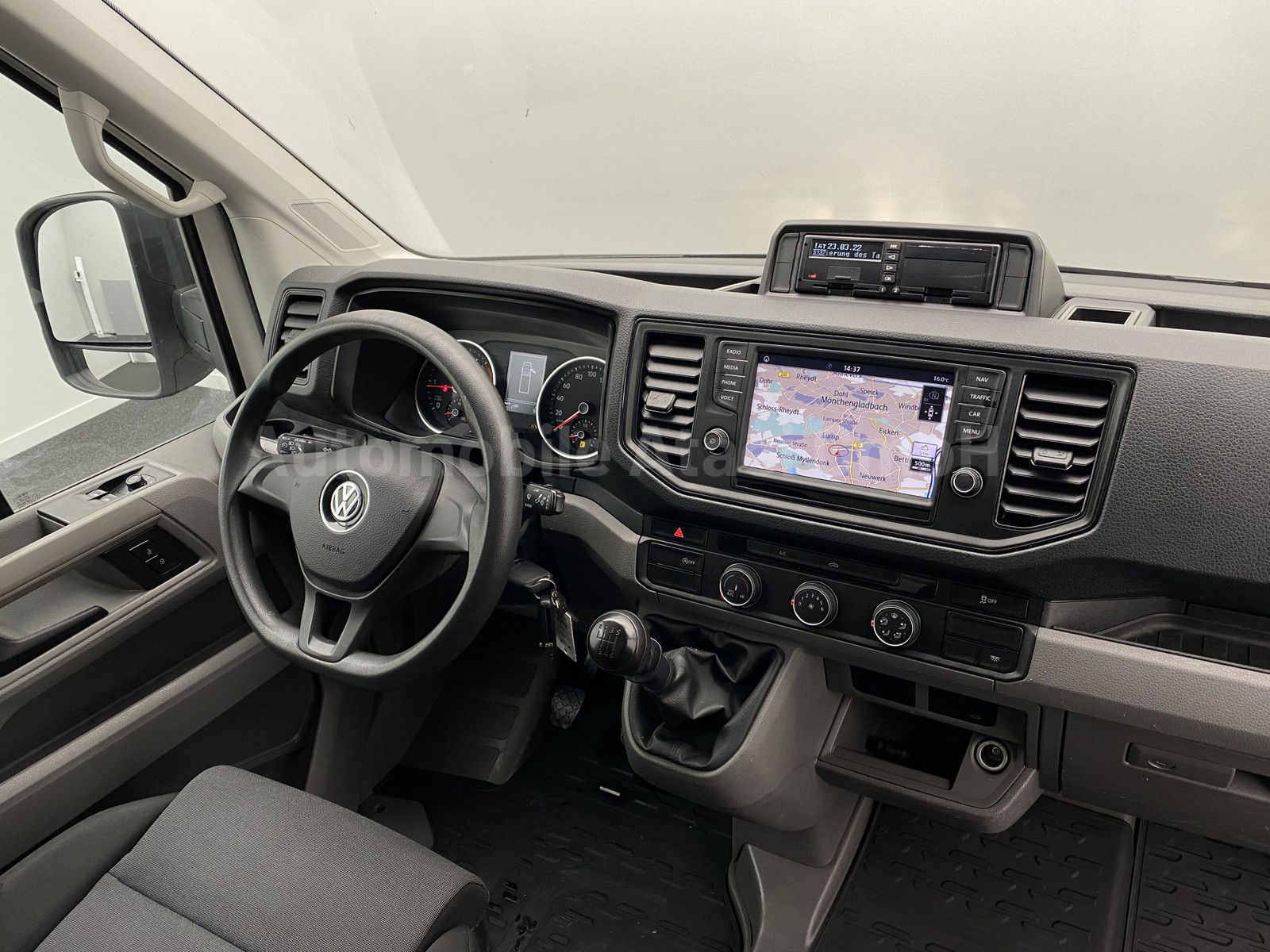 Fahrzeugabbildung Volkswagen Crafter 35 *MAXI* LBW+ KAMERA+ NAVI (8390)