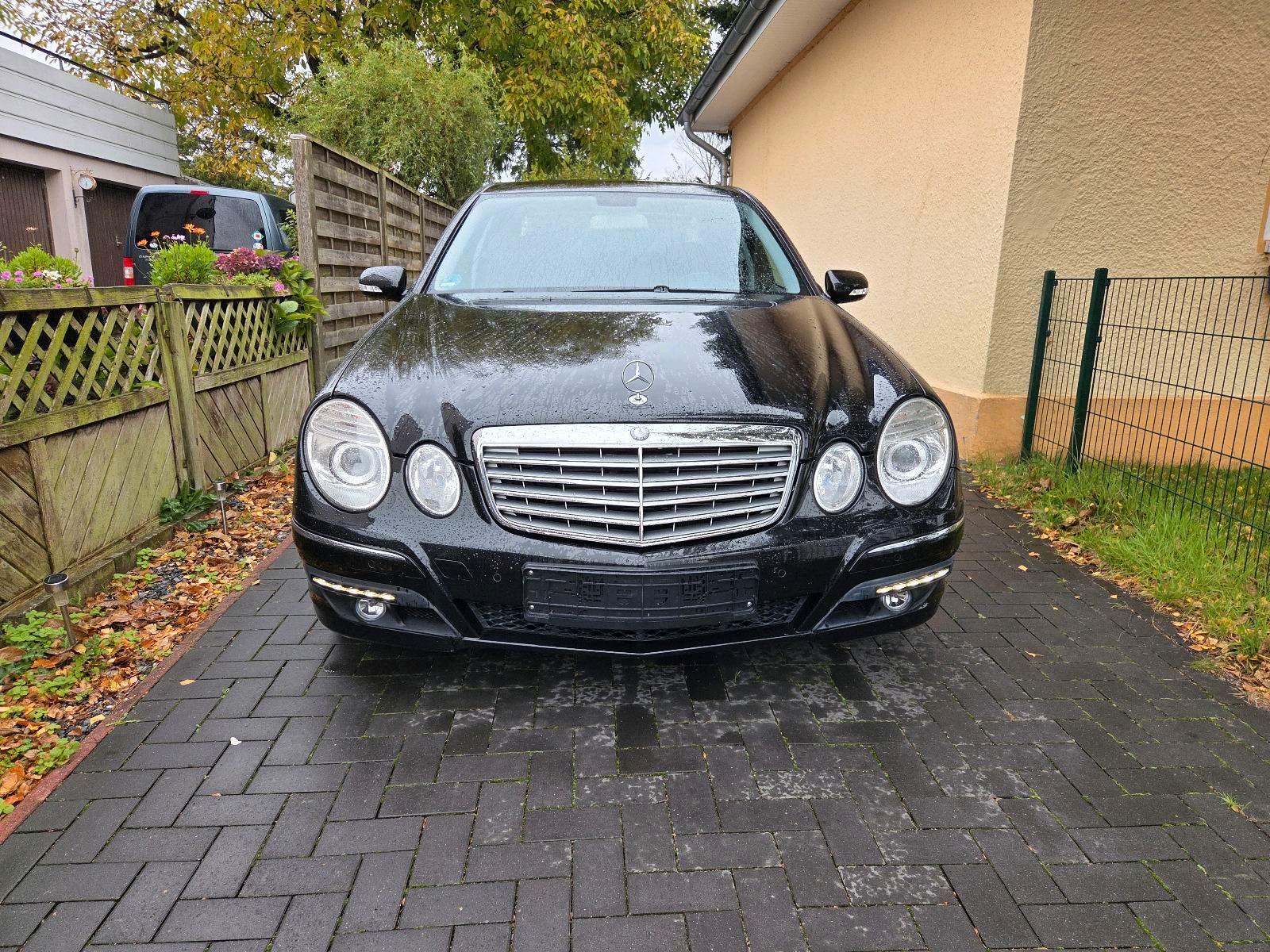 Mercedes-Benz E 200