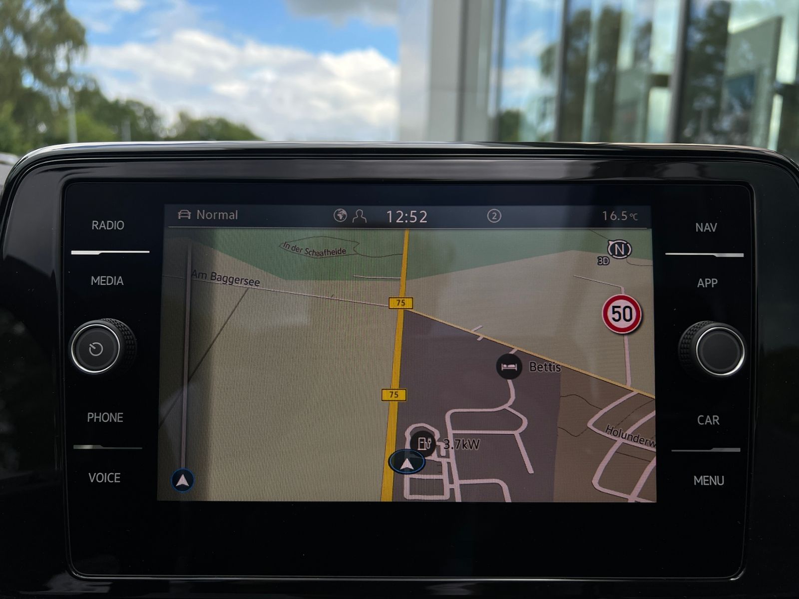Fahrzeugabbildung Volkswagen T-Roc R-Line 1.5 TSI DSG *AHK; BlackStyle, IQ.Dr