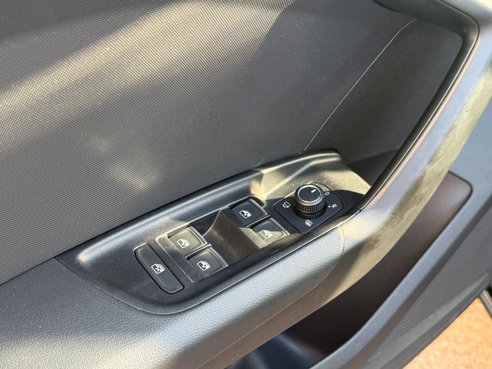 Audi A1 SPORTBACK TFSI S line S tronic 18" GewindeFW, миниатюра 13