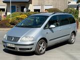 Volkswagen VW Sharan 1.9TDI AUTOMATIK Klima SHZ NAVI ... - gebrauchte VW Sharan aus dem Jahr 2004