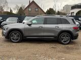Mercedes-Benz GLB 200d AMG/Pano/360° Kamera/Head-Up/ACC/7-Sitz - : Allradantrieb, Automatik