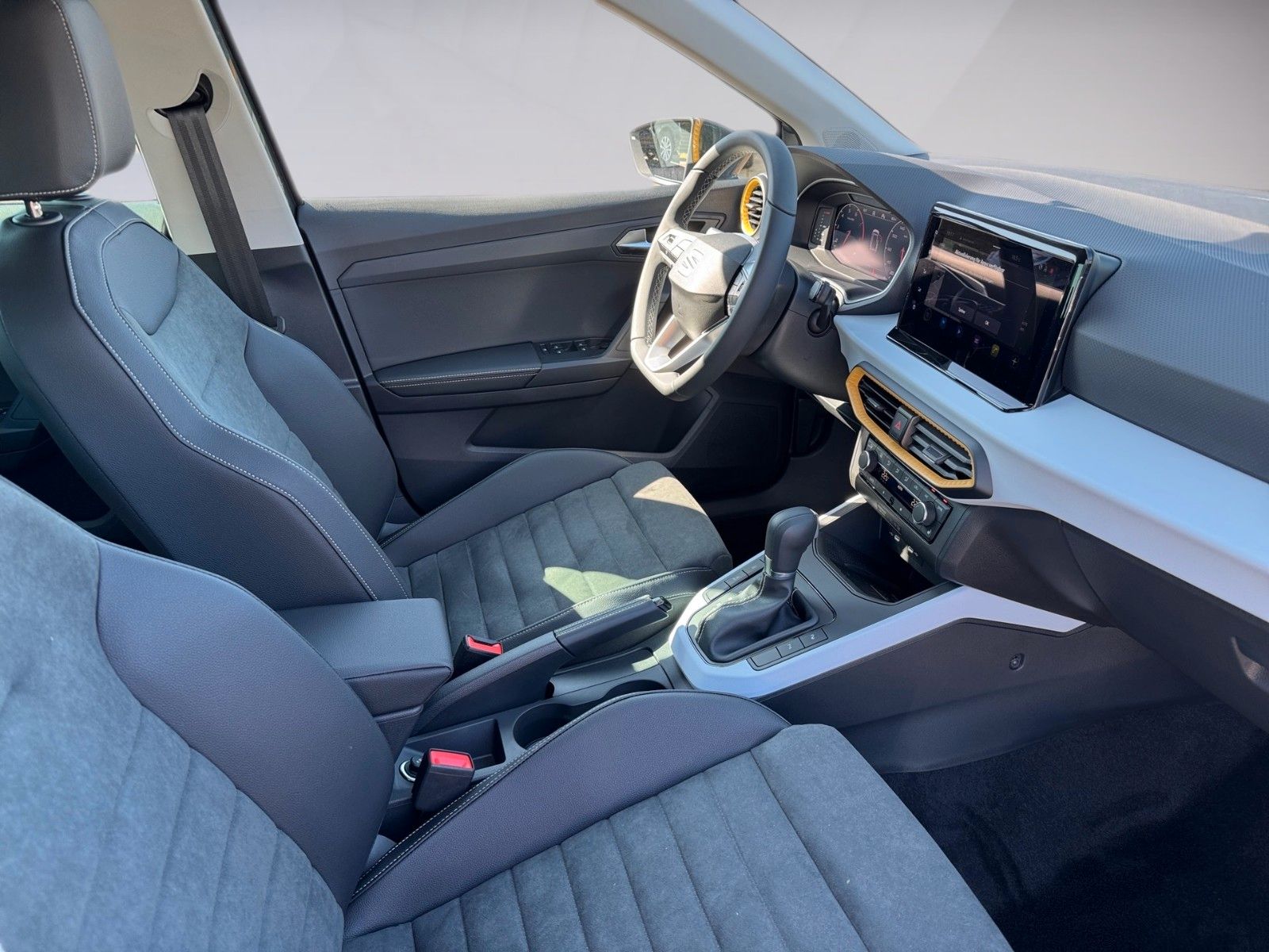 Fahrzeugabbildung SEAT Arona Style 1.0TSI
