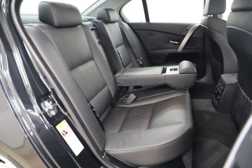 BMW 525 - 12