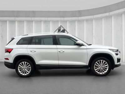 Fahrzeugabbildung SKODA Kodiaq 1.5l DSG*Matrix*7Sitzer*Kamera*PDC***