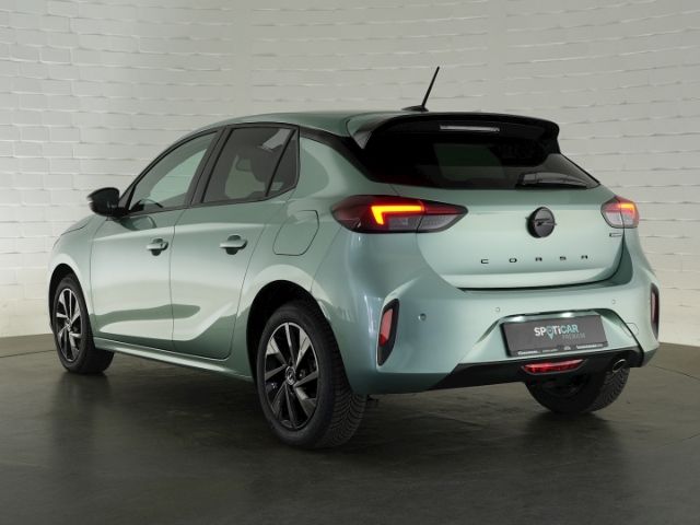 Corsa F FACELIFT YES HYBRID eDCT+RÜCKFAHRKAMERA+