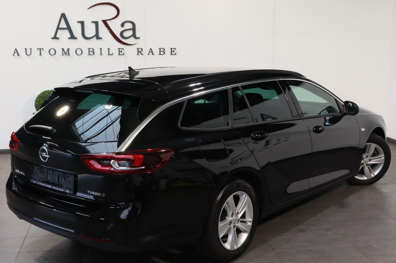 Fahrzeugabbildung Opel Insignia SpT 2.0 D Aut. Business NAV+KAM+SHZ+PP