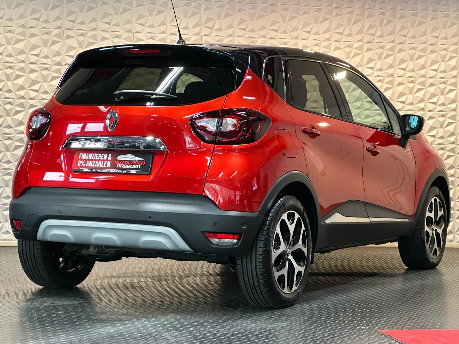 RENAULT Captur 1.3TCE INTENS* LED#NAV#TEMPO#CAM#KEYLESS - Image 8