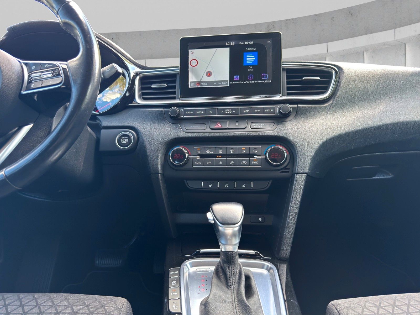 Fahrzeugabbildung Kia cee'd Sportswagon*Automatik*SHZ*LHZ*Navi*Kamera*