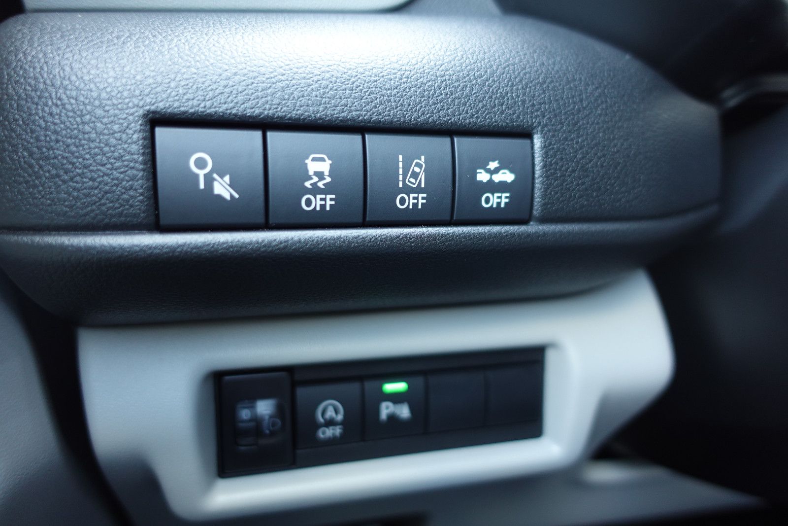 Fahrzeugabbildung Suzuki Swift Comfort 1.2,Navi,Sitzhz,Kamera,Alu,DAB,LED
