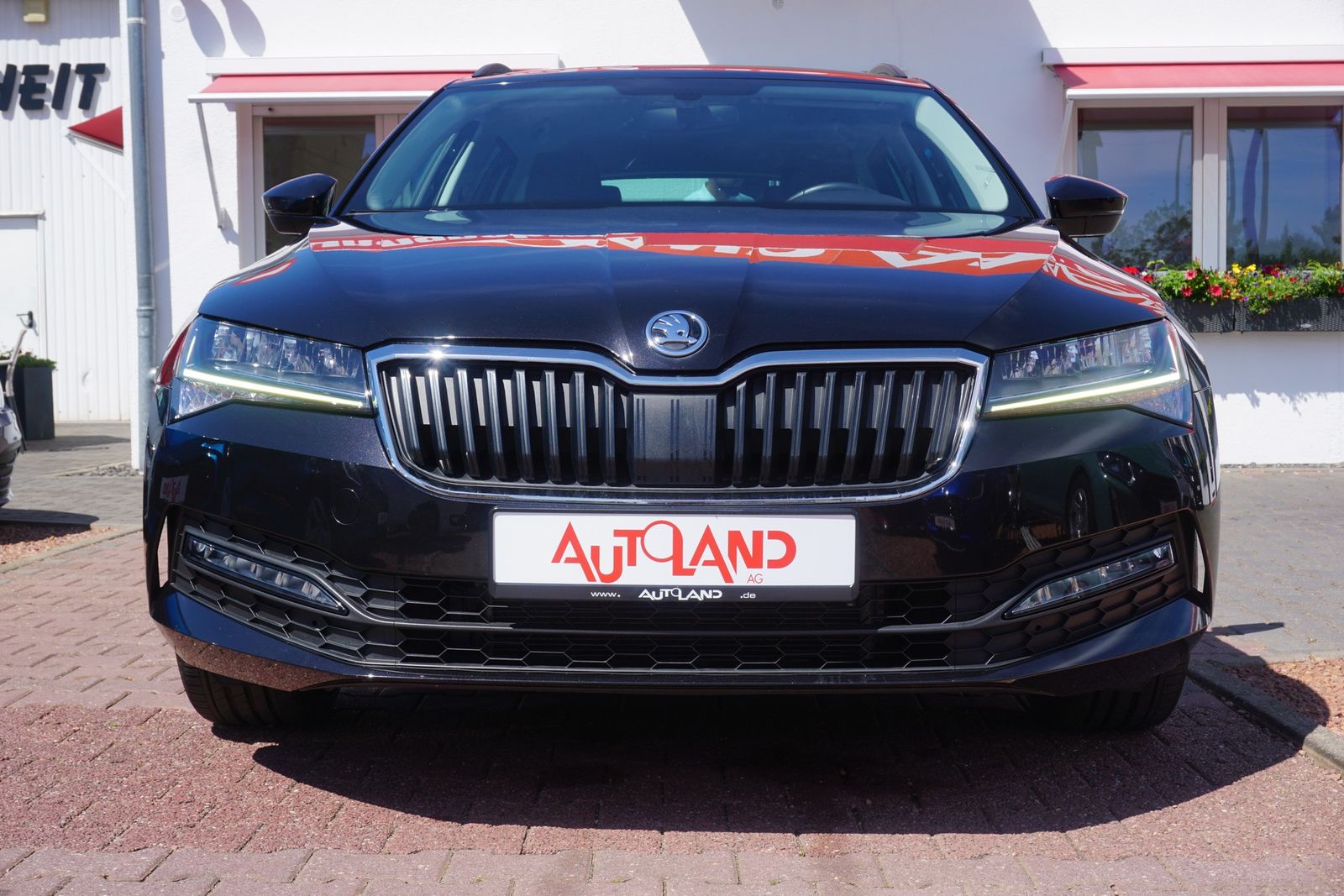 Skoda Superb Combi 1.5 TSI Active LED Navi Sitzheizung foto 6