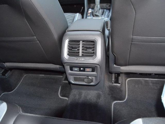 Tiguan 2.0 TDI 200 PS 4M DSG R-Line BLACK-STYLE/