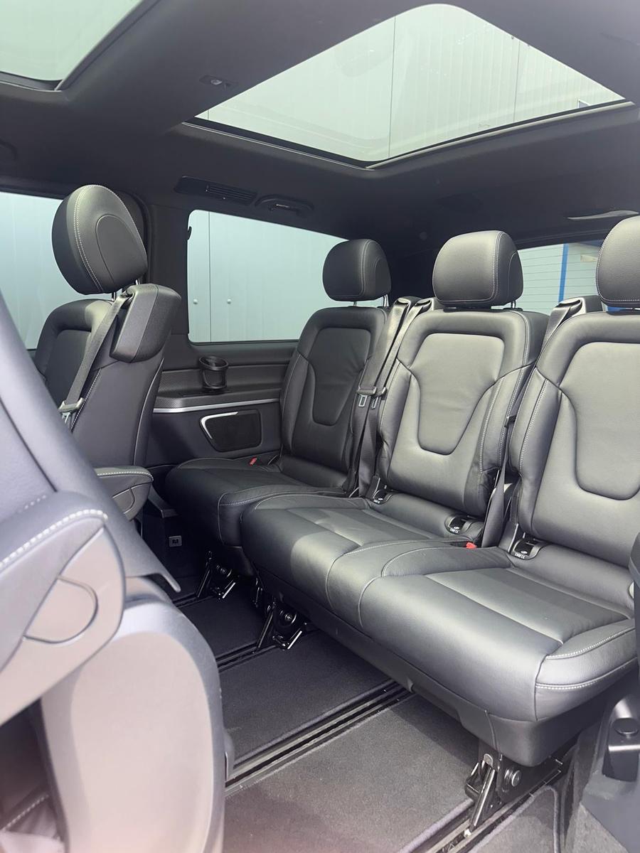 Mercedes-Benz V250 LANG AVANTG AMG-LINE PANO 7SITZ EL.TÜR 360°