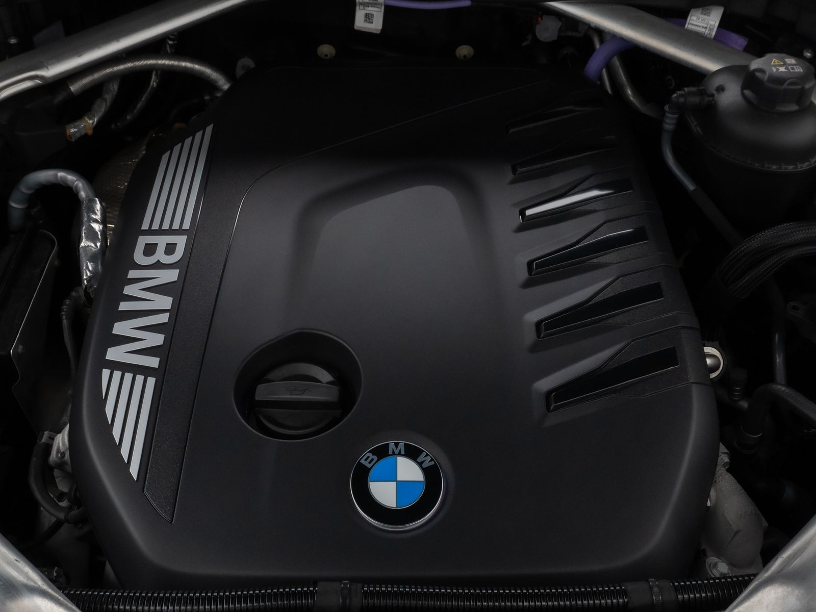 Fahrzeugabbildung BMW X5 xD30d M Sport Pro Panoram 360°HUD DAB H/K AHK