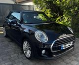 MINI Cooper D Cabrio  - schwarze MINI Cooper D Cabrio