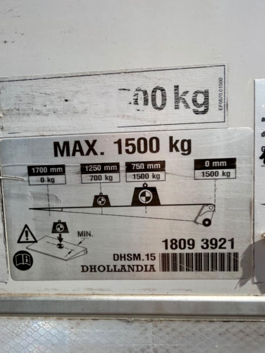Fahrzeugabbildung Iveco 120E21 Kühlkoffer, Carrier, Dhollandia