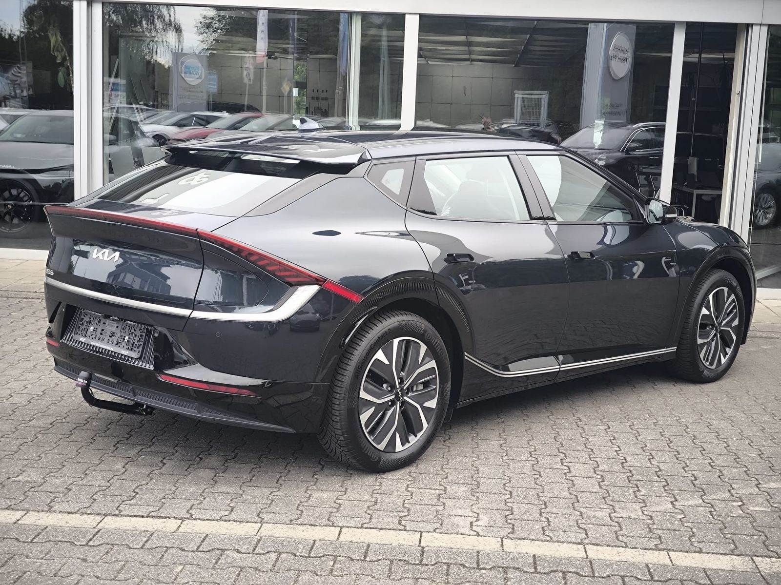 Fahrzeugabbildung Kia EV6 2WD WERKSGAR+NAVI+LED+SHZ+AHK+KAMERA+ACC+19"