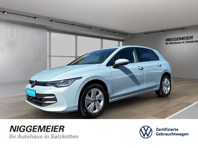 Volkswagen Golf VIII 1.5eTSI DSG Life NAVI+LED+ACC+HEAD-UP