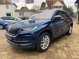 Skoda Kodiaq Style 2.0 TSI 4x4 360° AHK CarPlay Pano - mit Benzin-Antrieb: Geländewagen