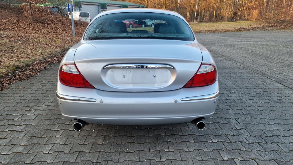Jaguar S-Type