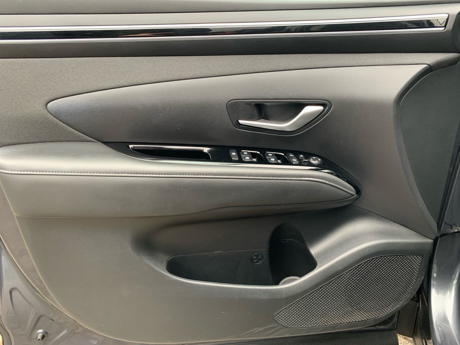 Fahrzeugabbildung Hyundai TUCSON 1.6 CRDi 7-DCT Trend Mild-Hybrid Assi el.