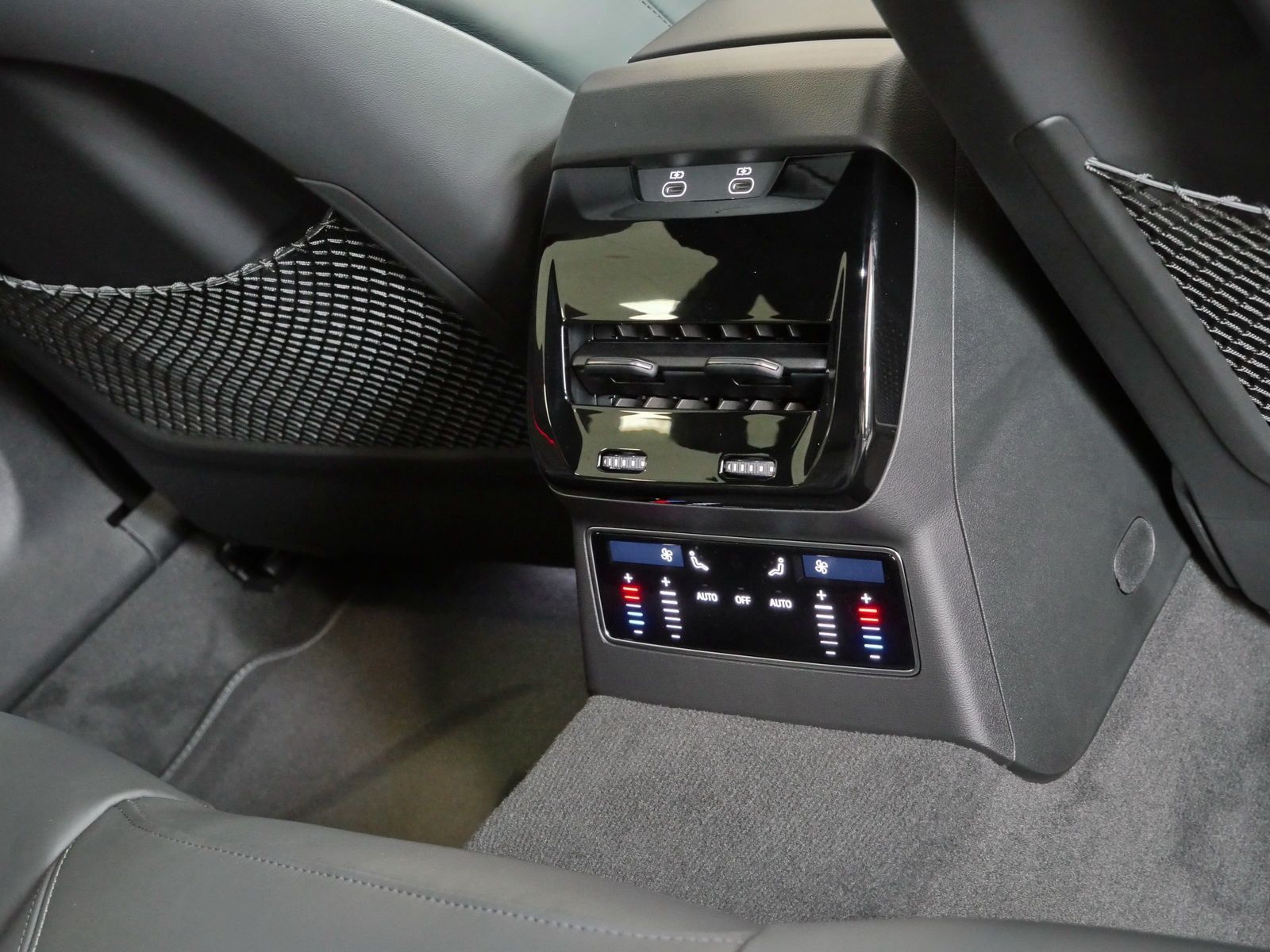 Audi A6 - Bild 17